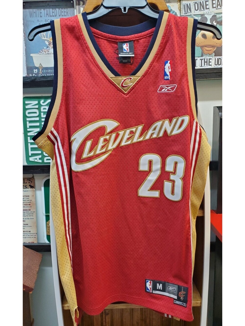 Vintage LeBron James Cavaliers Jersey #23 Wine Maroon Men's Medium M, Like New